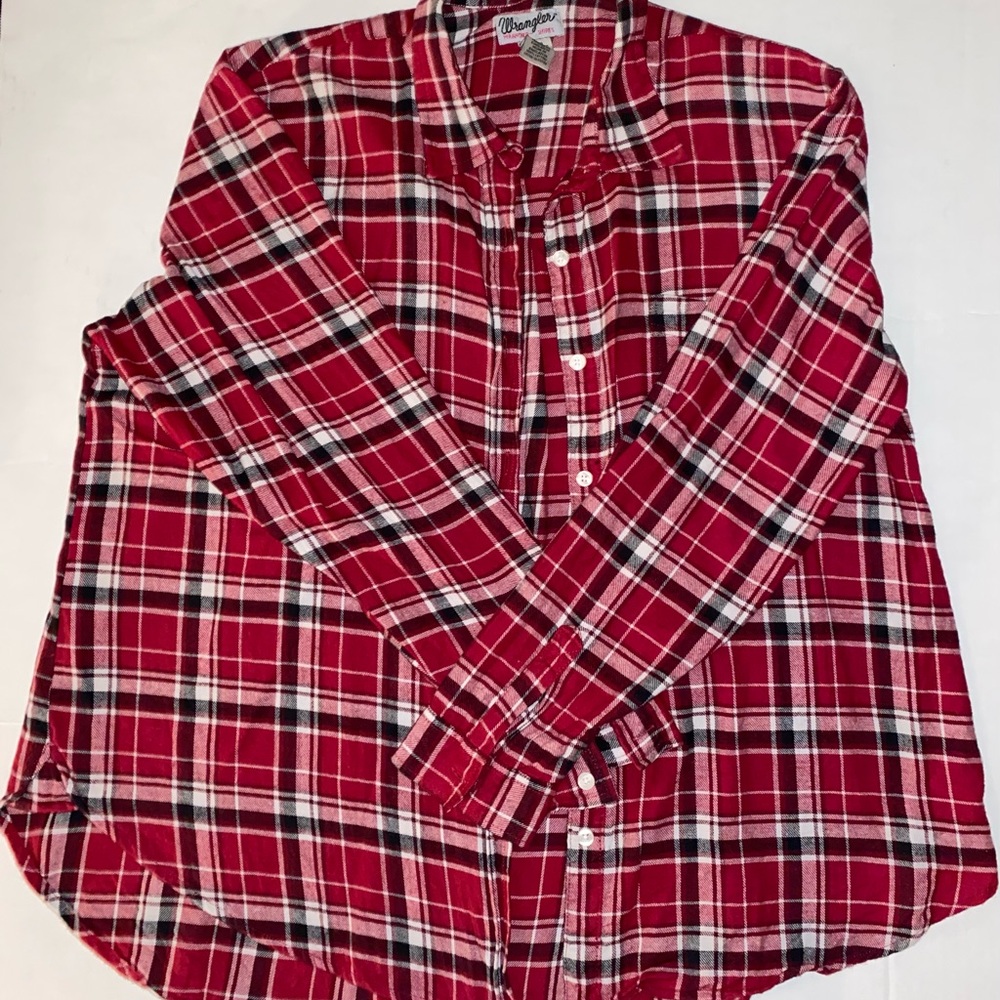 Wrangler Red Plaid Casual Button Down Shirt